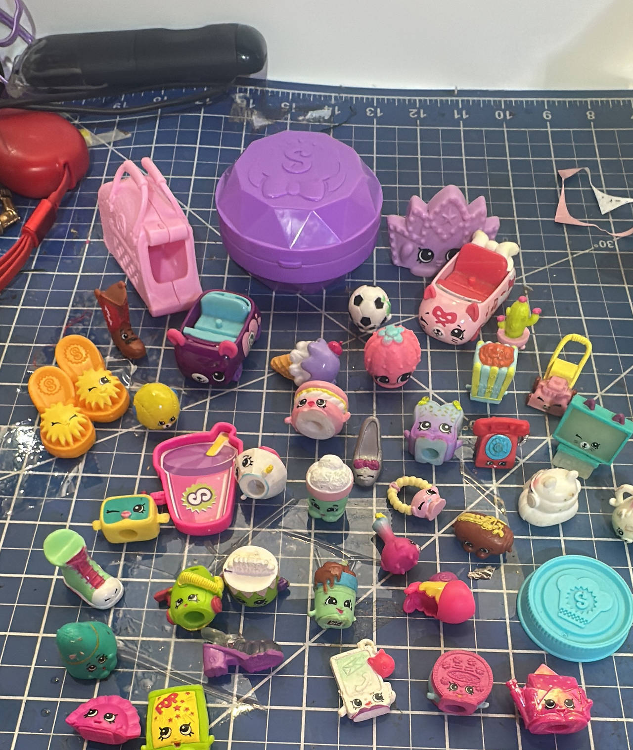 Shopkins Collectible Figures Mixed Lot. 139