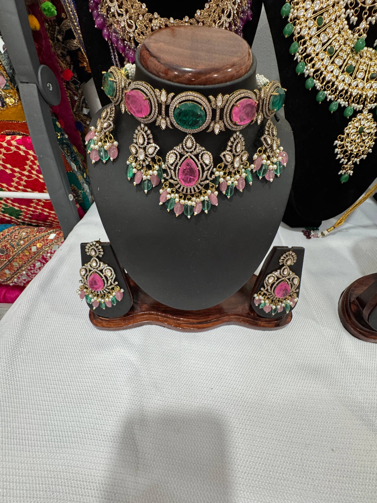 Traditional Indian Kundan Necklace Set