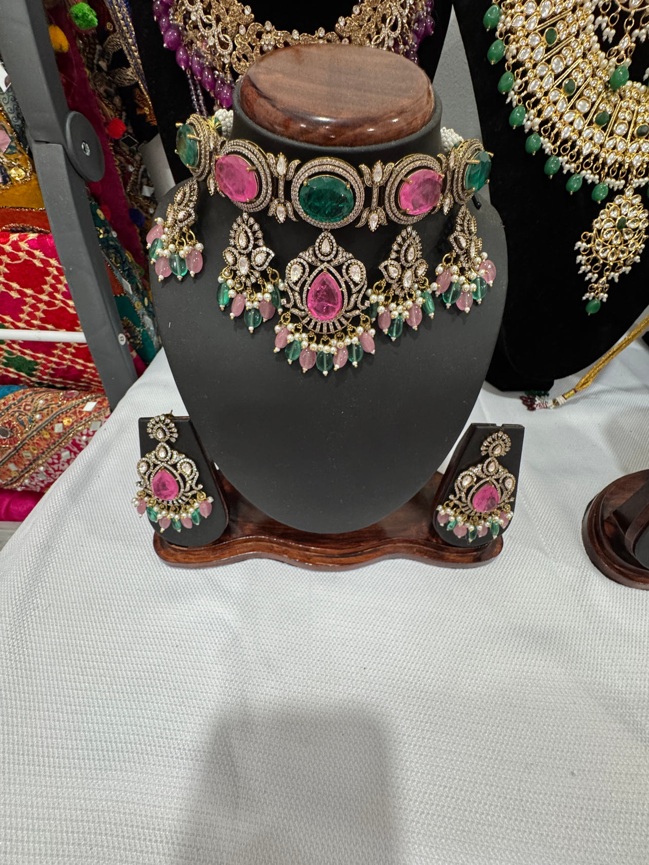 Traditional Indian Kundan Necklace Set