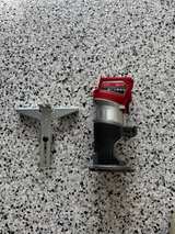 Milwaukee M18 FUEL Compact Router - Image 4