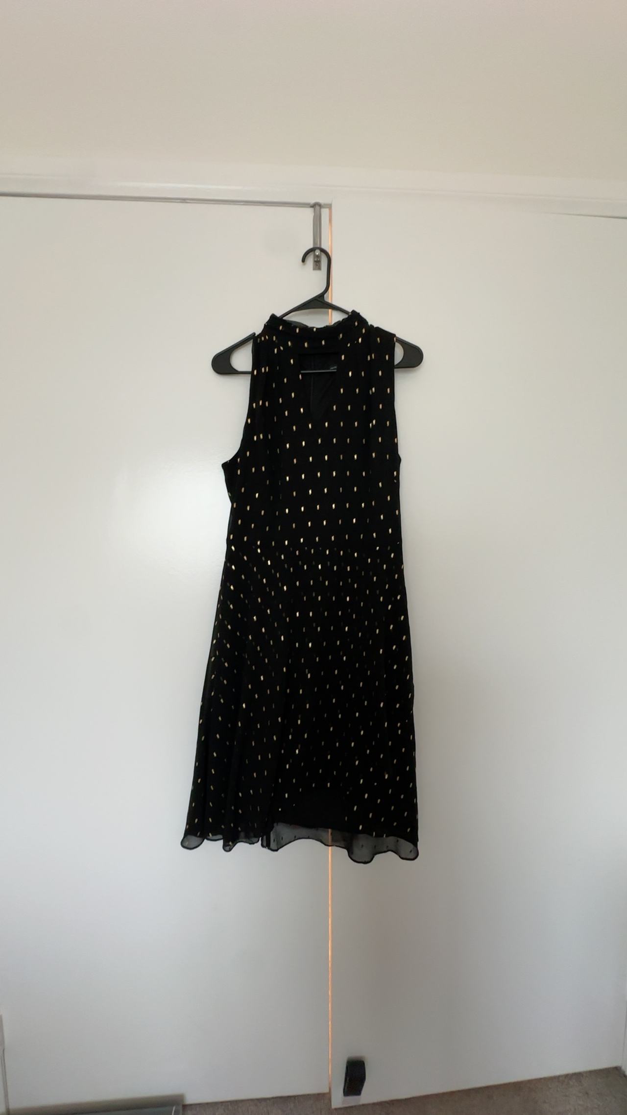 White House Black Market Painted Dot Dress