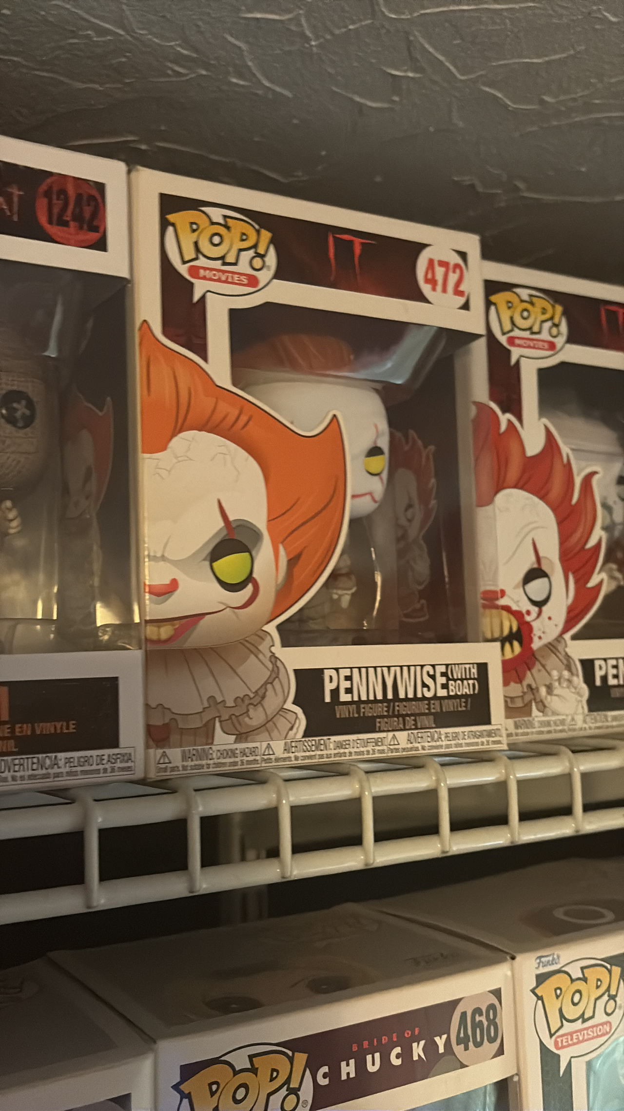 Funko Pop! Movies: IT - Pennywise (with Boat)