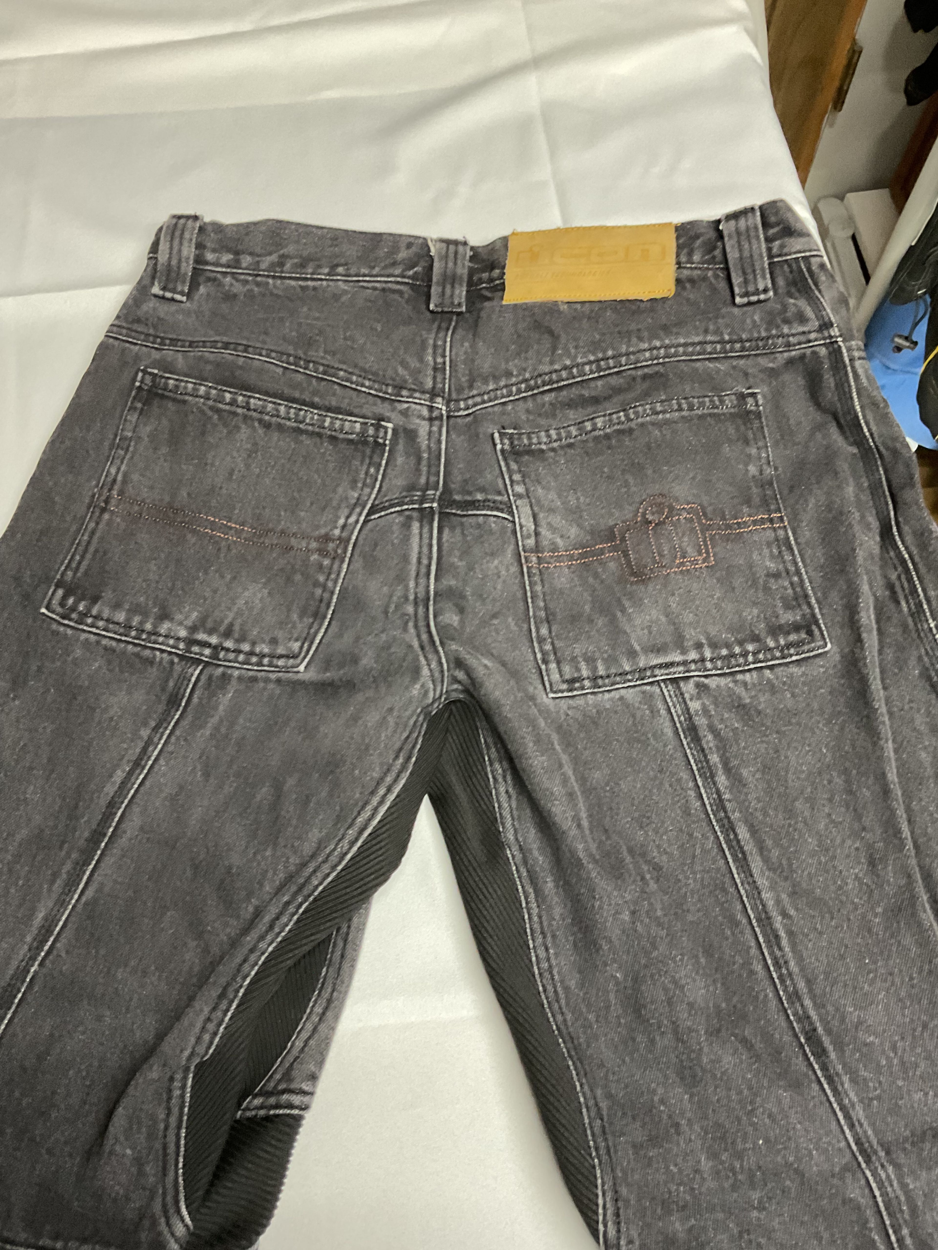 Rare Element motorcycle Jeans reinforcement knees - Image 6