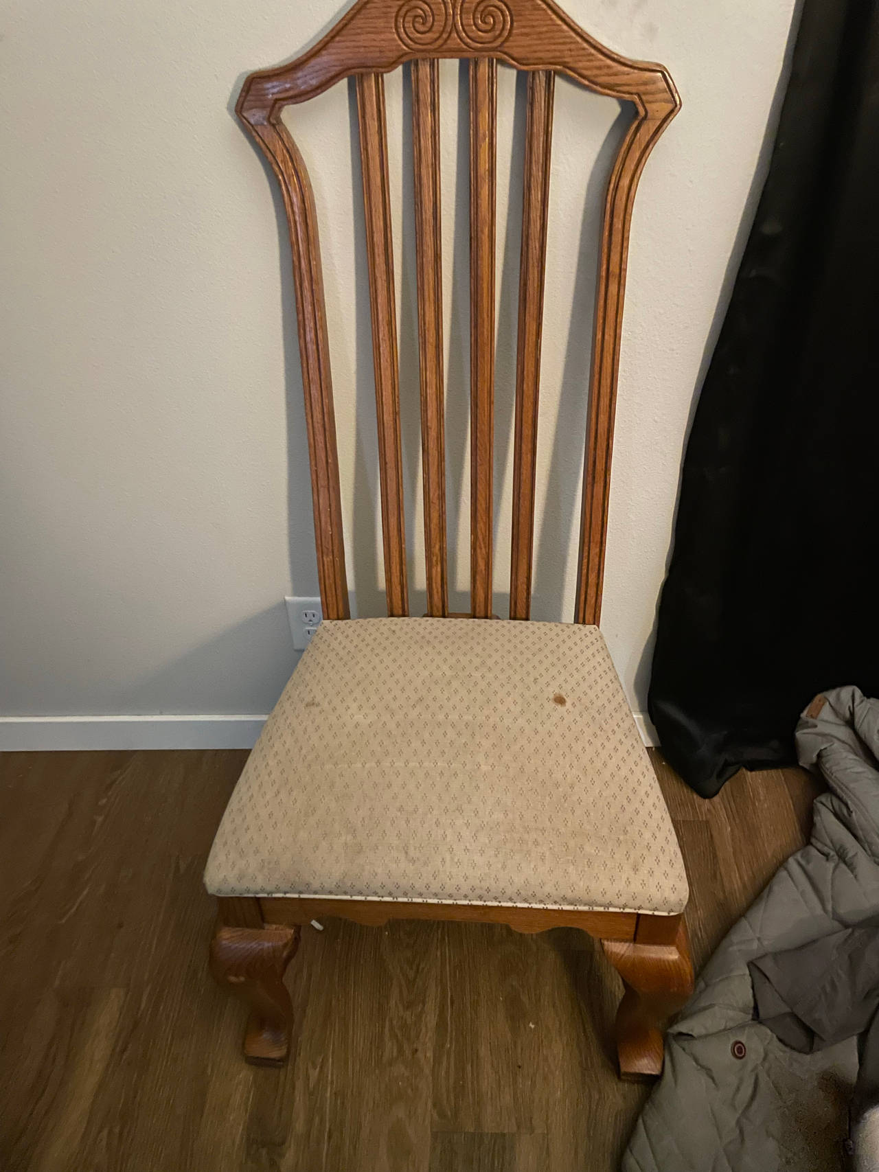 Traditional Dining Chair