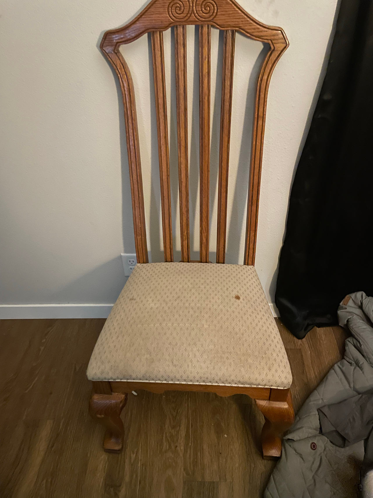 Traditional Dining Chair