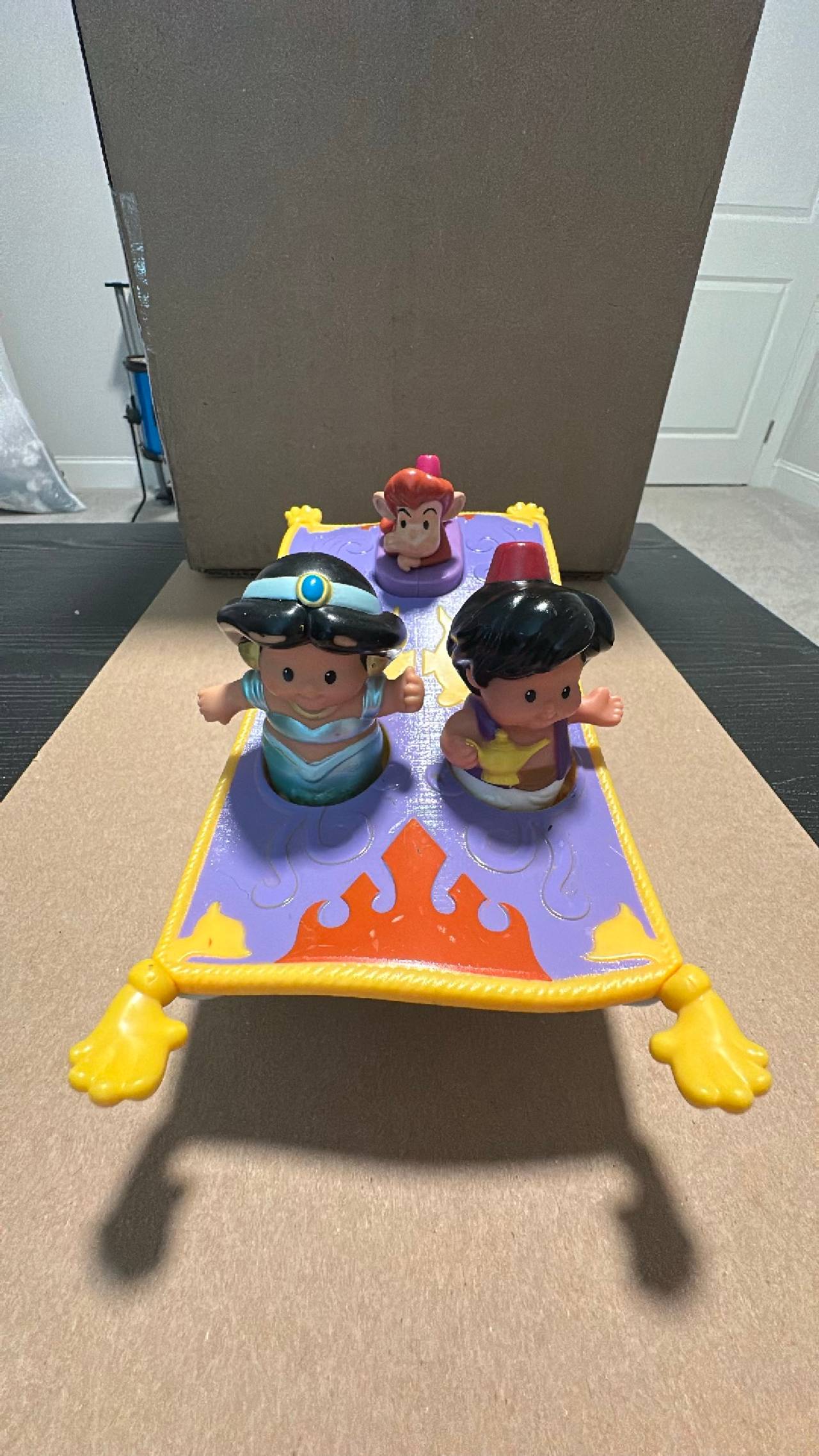 Fisher-Price Little People Disney Aladdin Magic Carpet Ride
