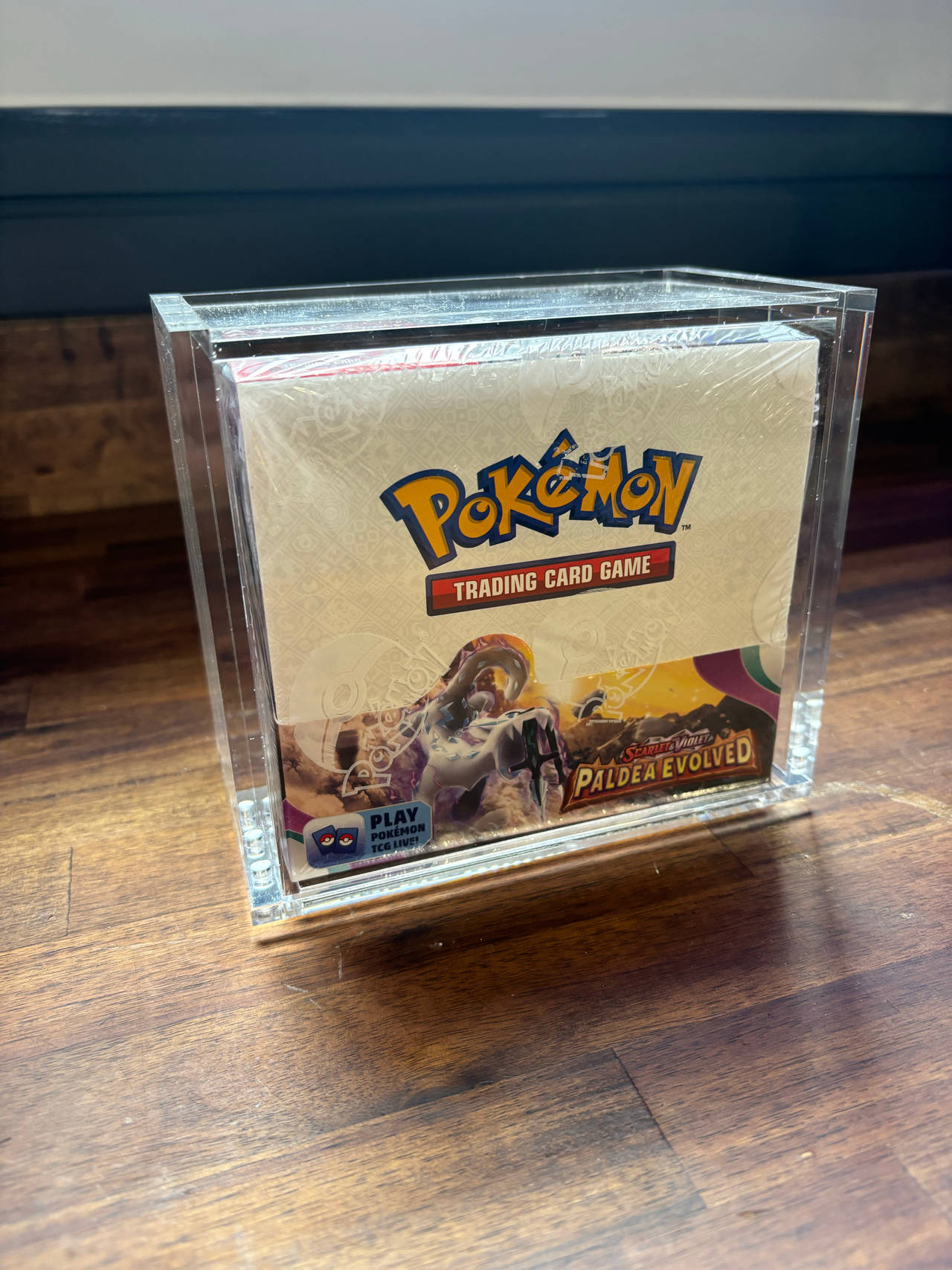 Pokémon TCG: Scarlet & Violet—Paldea Evolved Booster Display Box