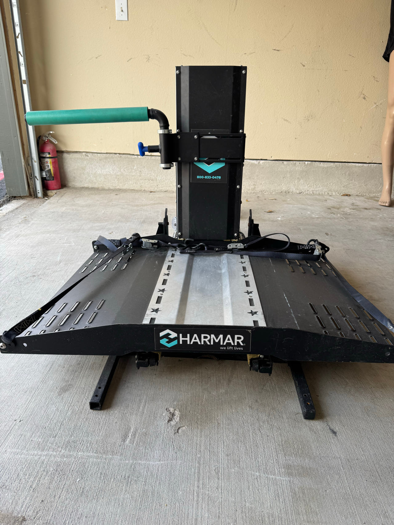 Harmar AL6000 Hybrid Inside Scooter Lift