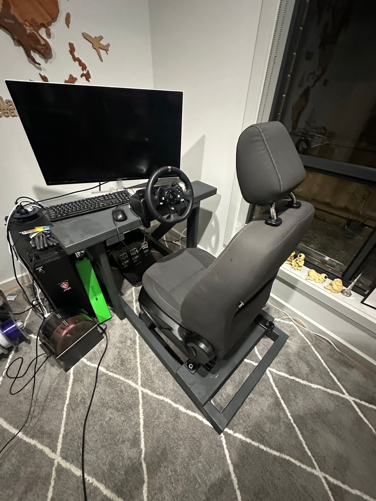 Logitech G29 Driving Force Racing Wheel