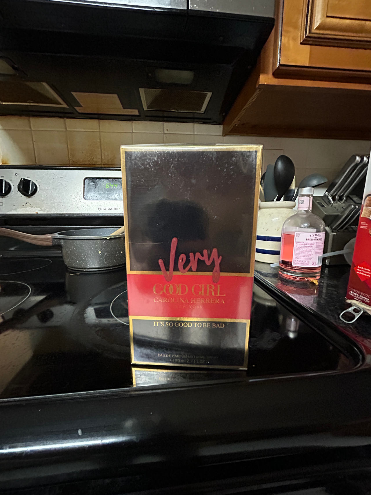Very Good Girl Eau de Parfum