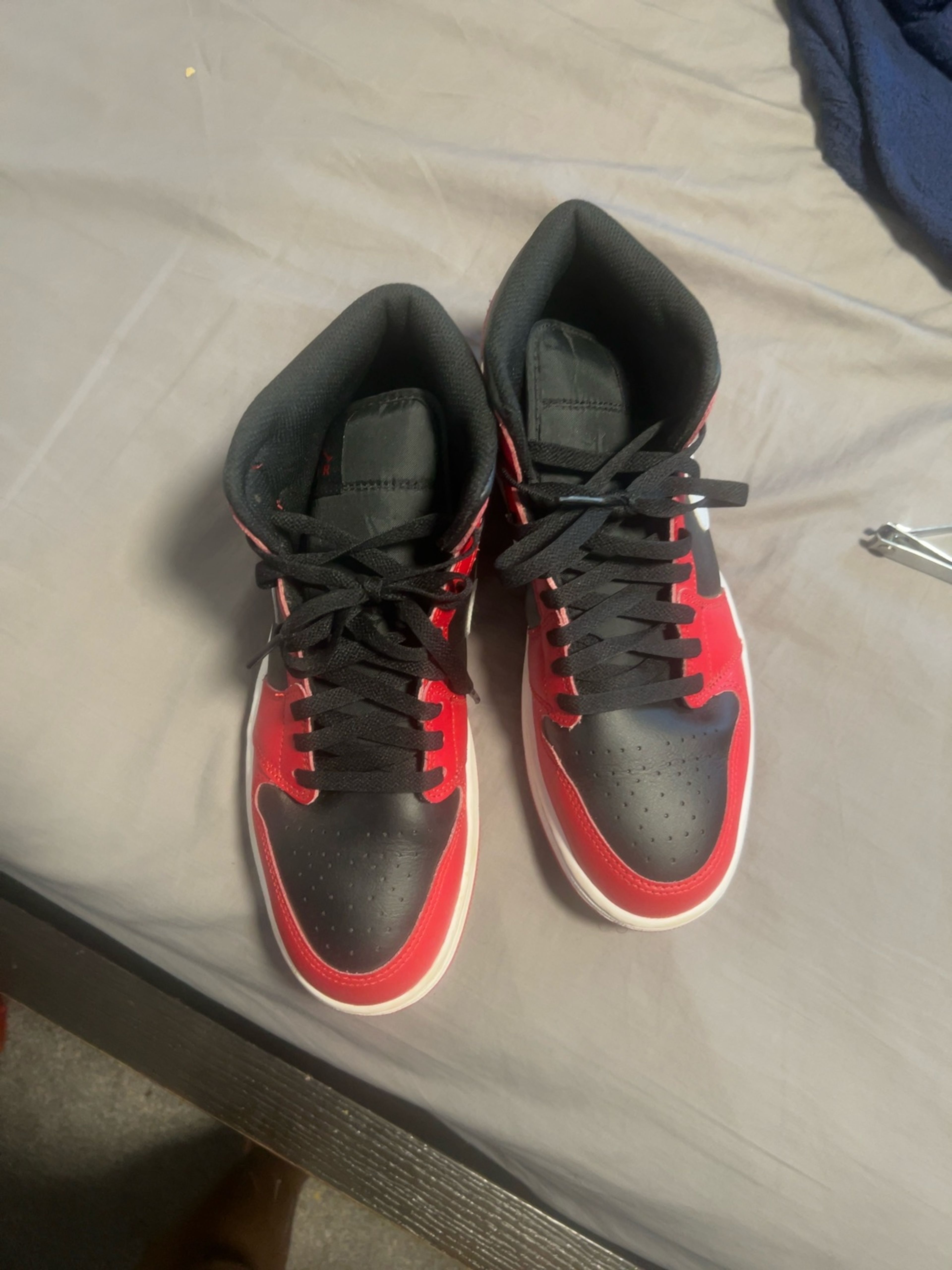 Nike Air Jordan 1 Mid Black/White