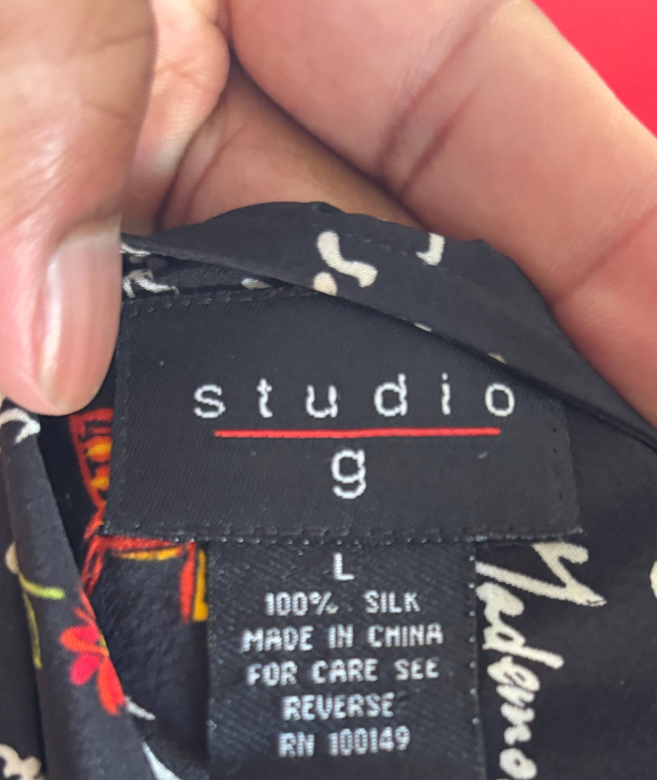 Studio G 100% Silk Graphic Print Top
