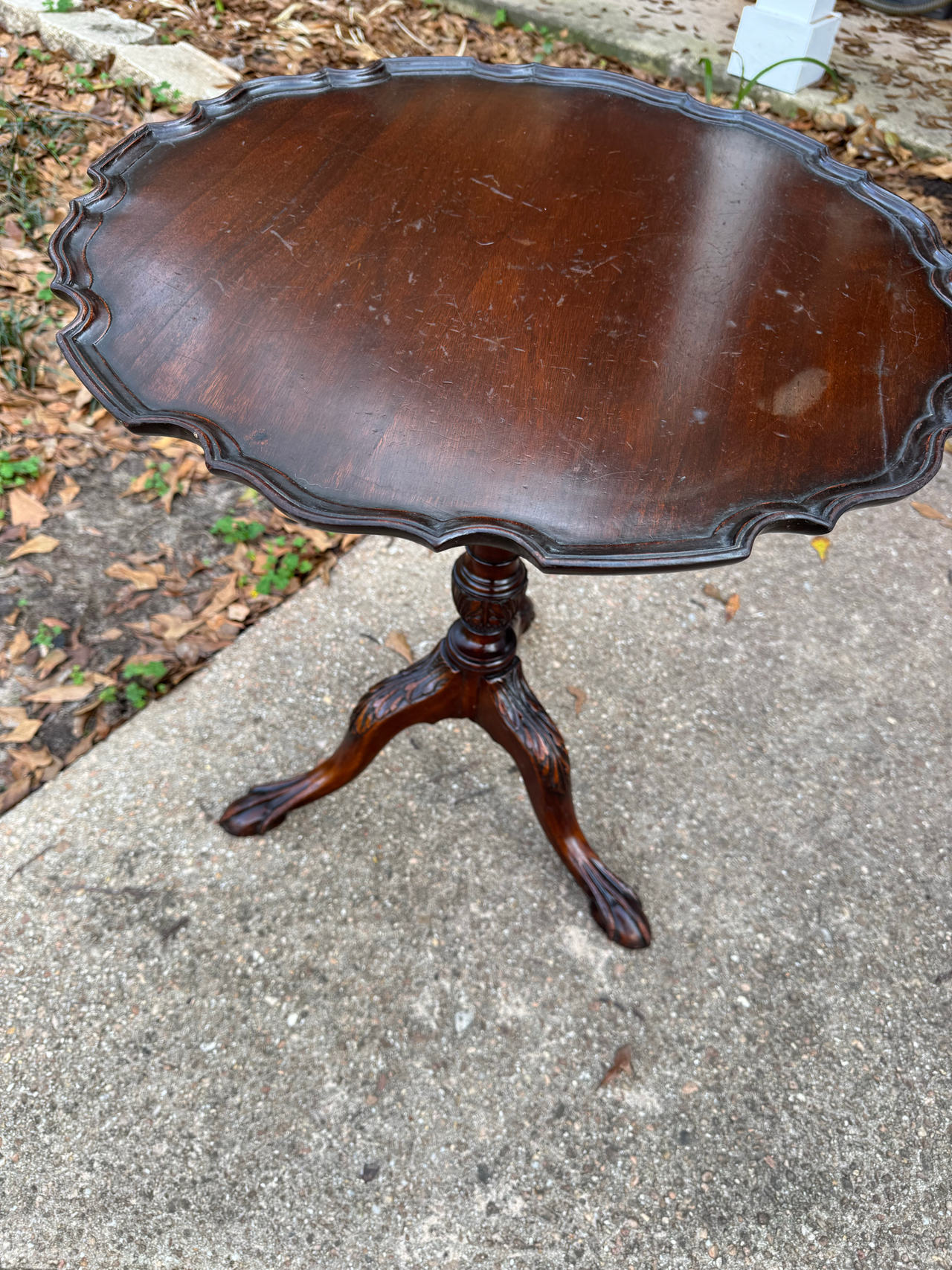 Mahogany Pie Crust Tea Table
