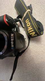 Nikon D3500 DSLR Camera Body no battery no charger - Image 4