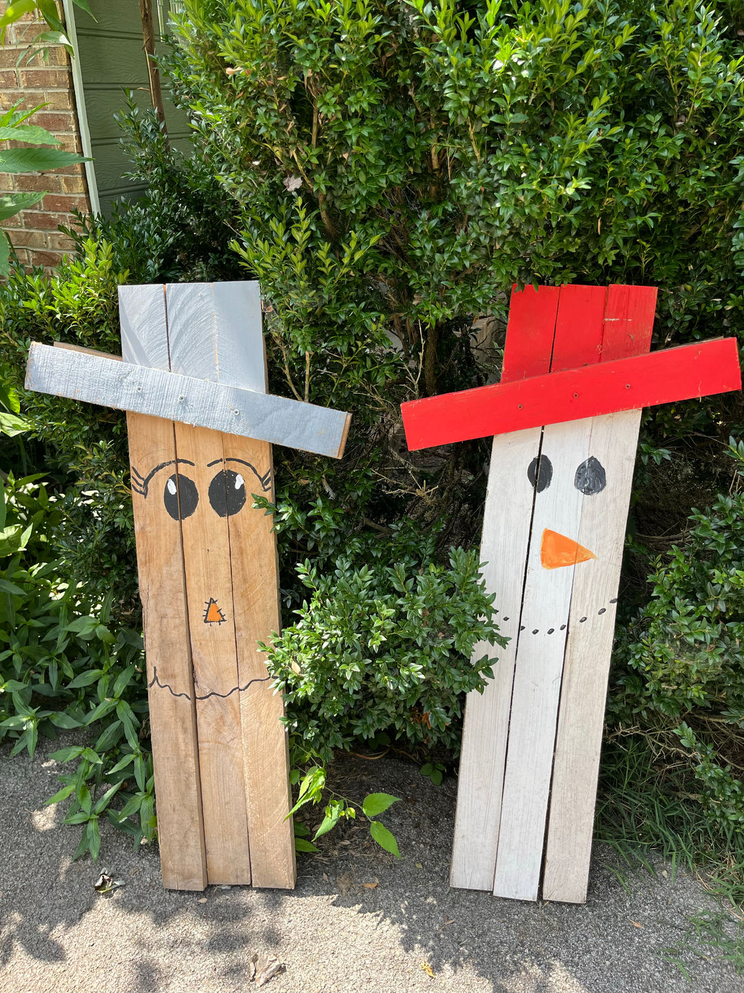 2 Handmade Wooden Scarecrow, Snowman, Pumpkin Yard Decor REVERSIBLE Halloween 