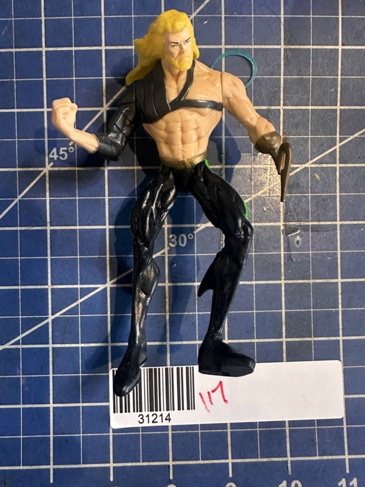 Kenner DC Total Justice AQUAMAN  Action Figure 1996. 117