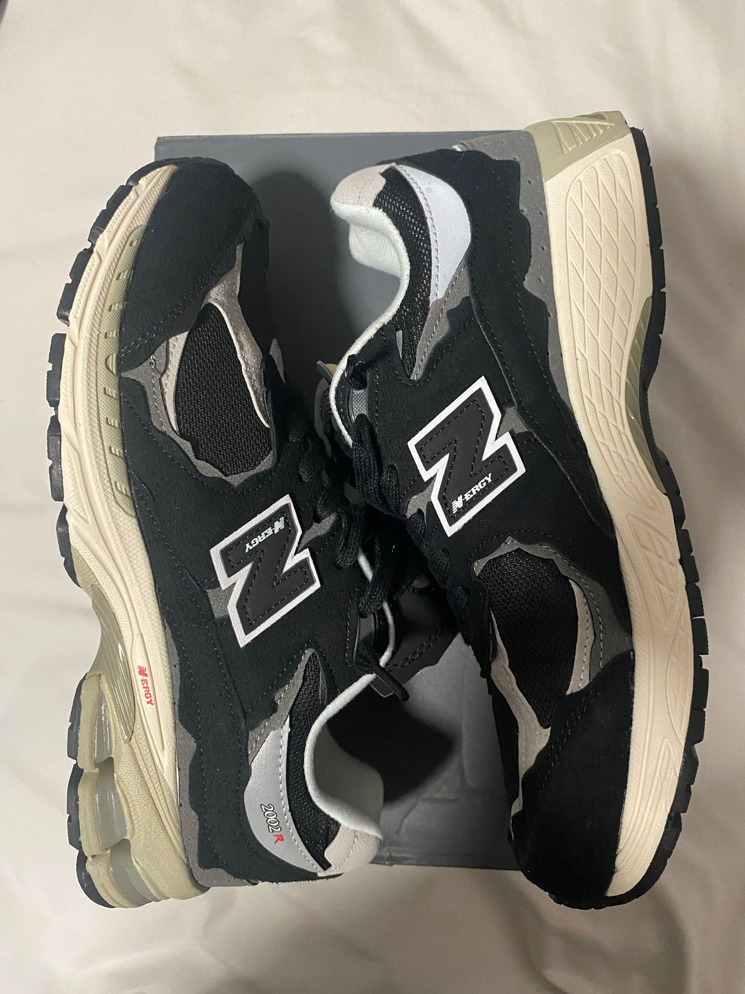 New Balance 2002R Protection Pack | Size 9.5