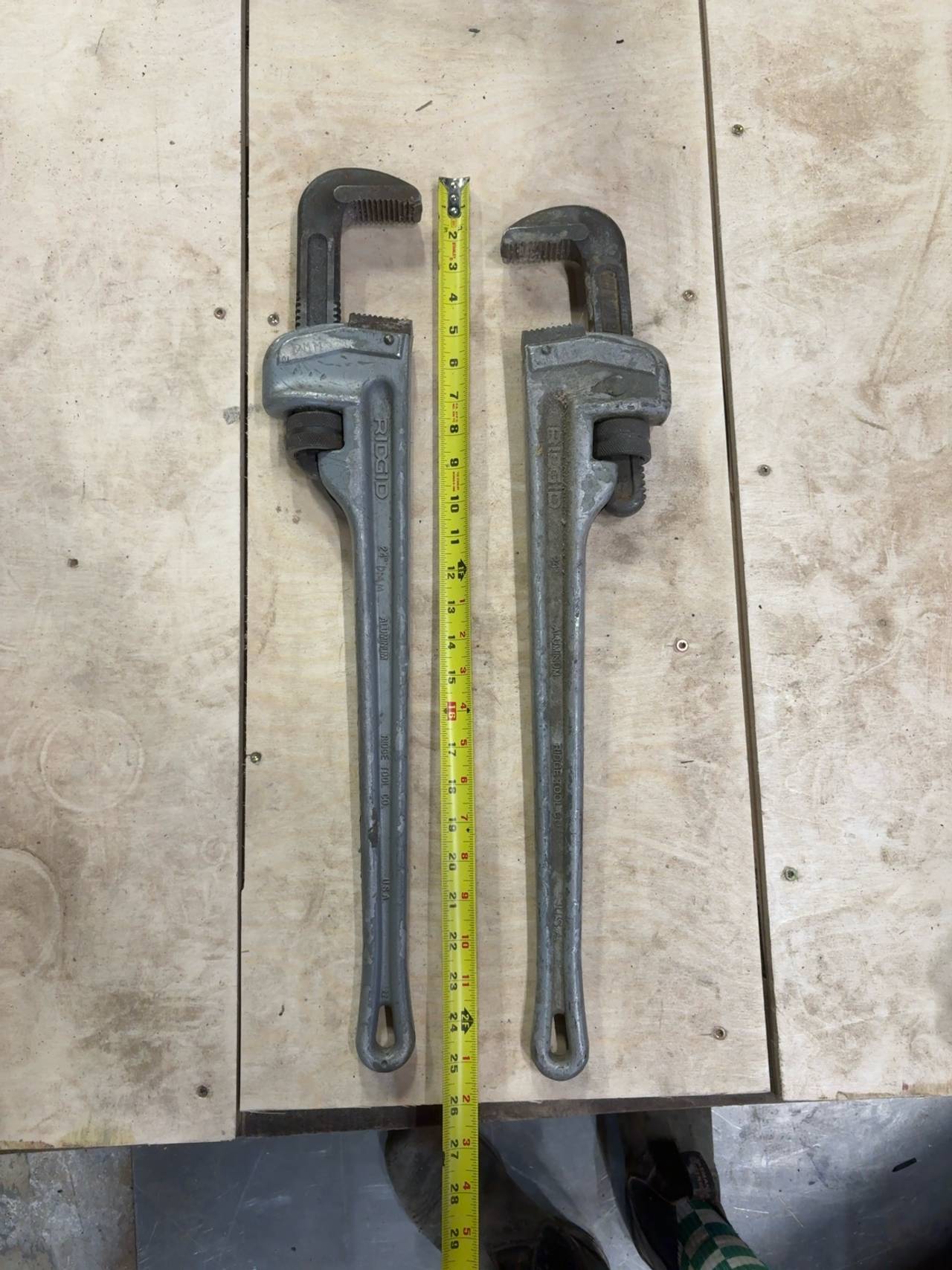 RIDGID Model 824 24" Aluminum Straight Pipe Wrench