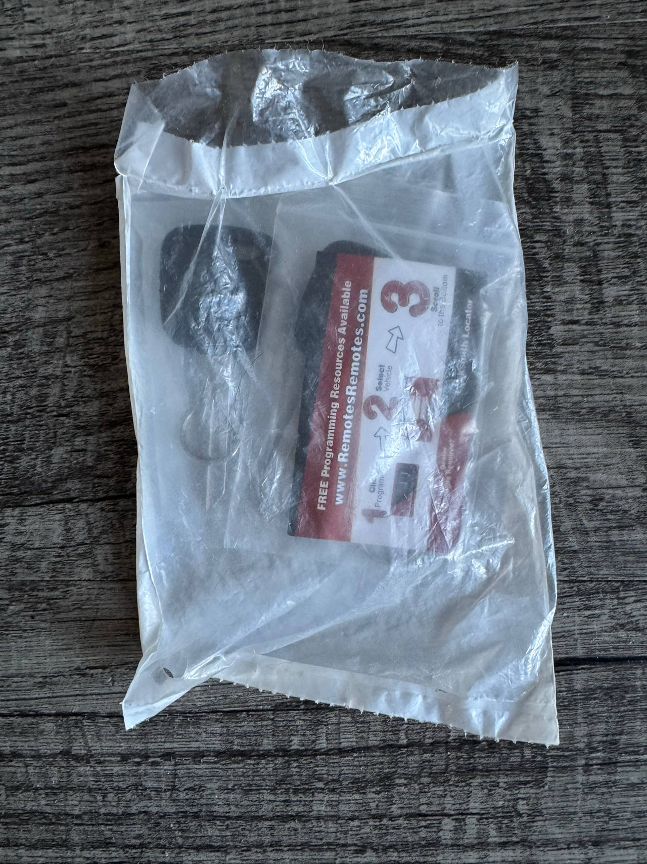 GM 3-Button Key Fob and Uncut Transponder Key Combo