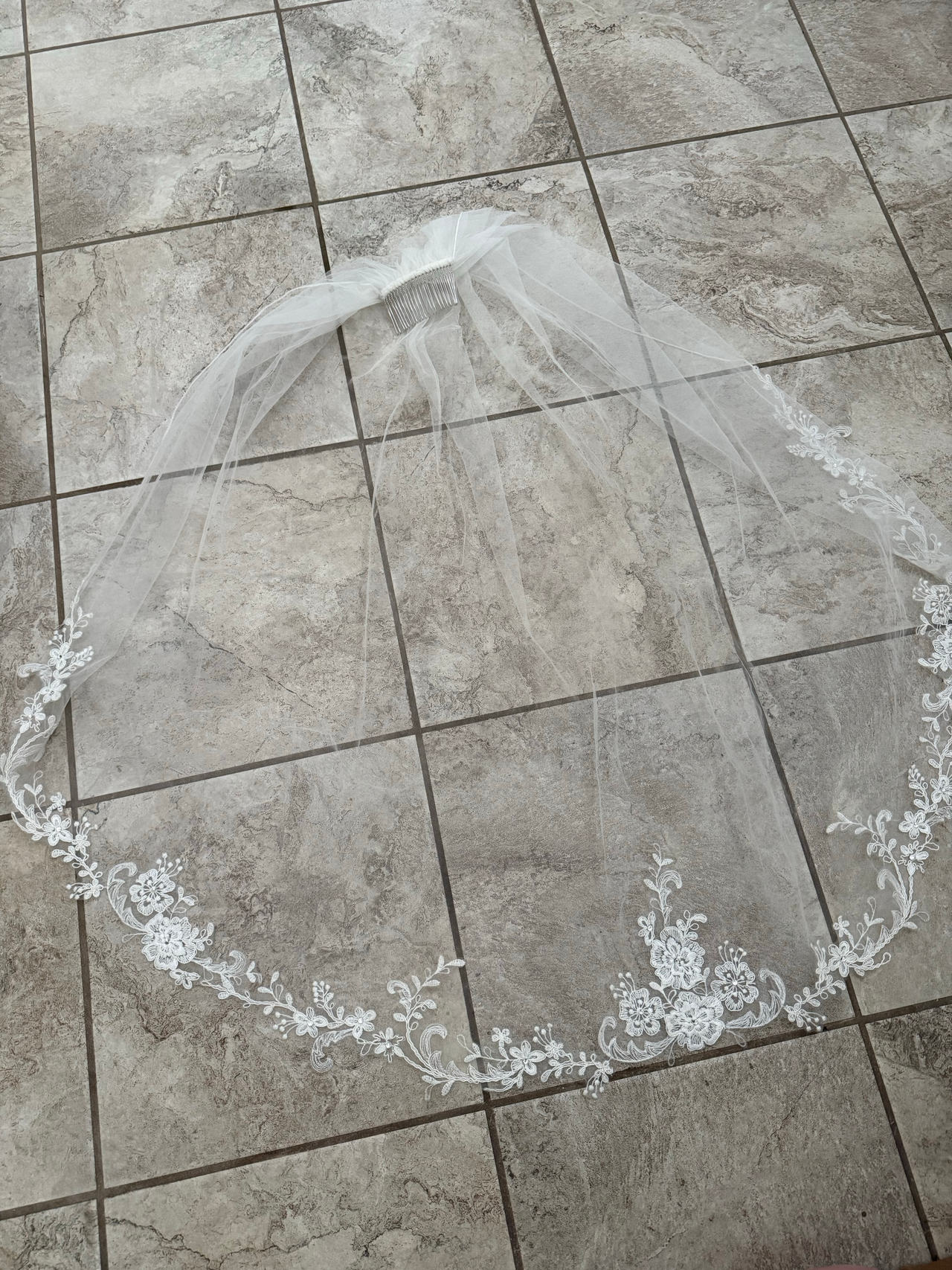 Floral Lace Applique Wedding Veil with Comb