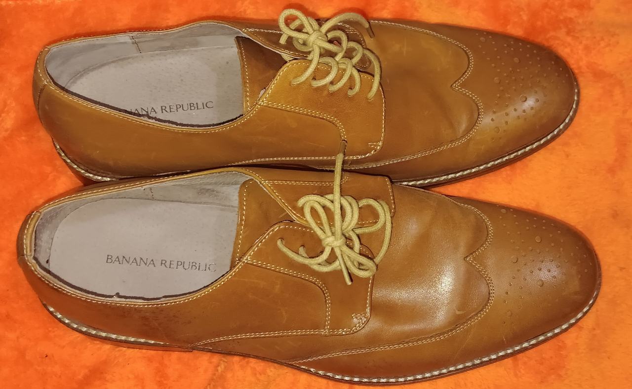 Banana Republic Leather Wingtip Oxford Shoes