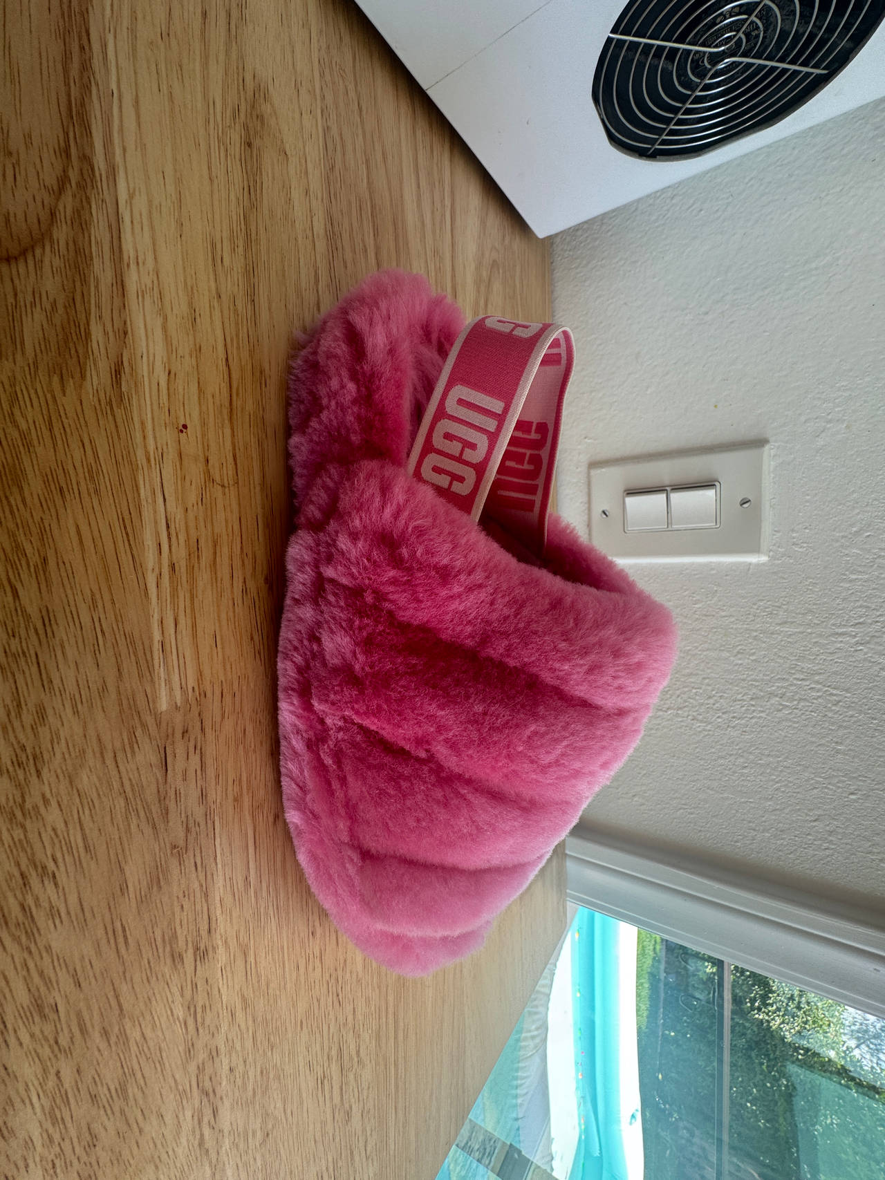 UGG Fluff Yeah Slide