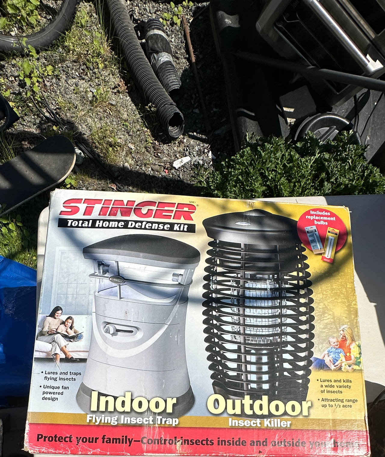 Stinger Indoor & Outdoor Insect Killer Combo - Total Home Defense
