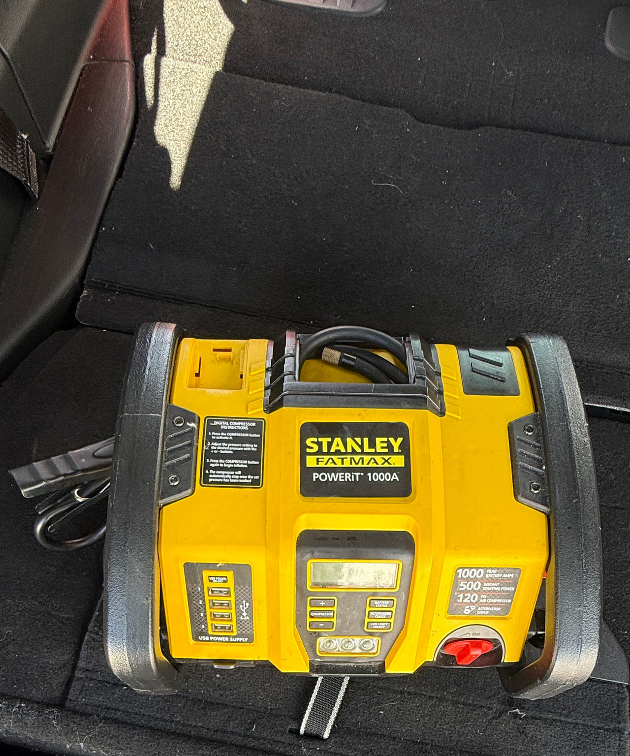Stanley Fatmax Powerit 1000A Jump Starter with Compressor