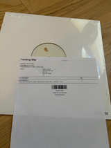 Mumford & Sons - Prizefighter White Label Agora Exclusive Vinyl - Image 1
