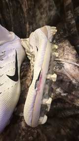 Nike Vapor Untouchable Pro 3 Football Cleats - Image 5