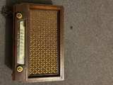 Zenith Tabletop Tube Radio - Image 3