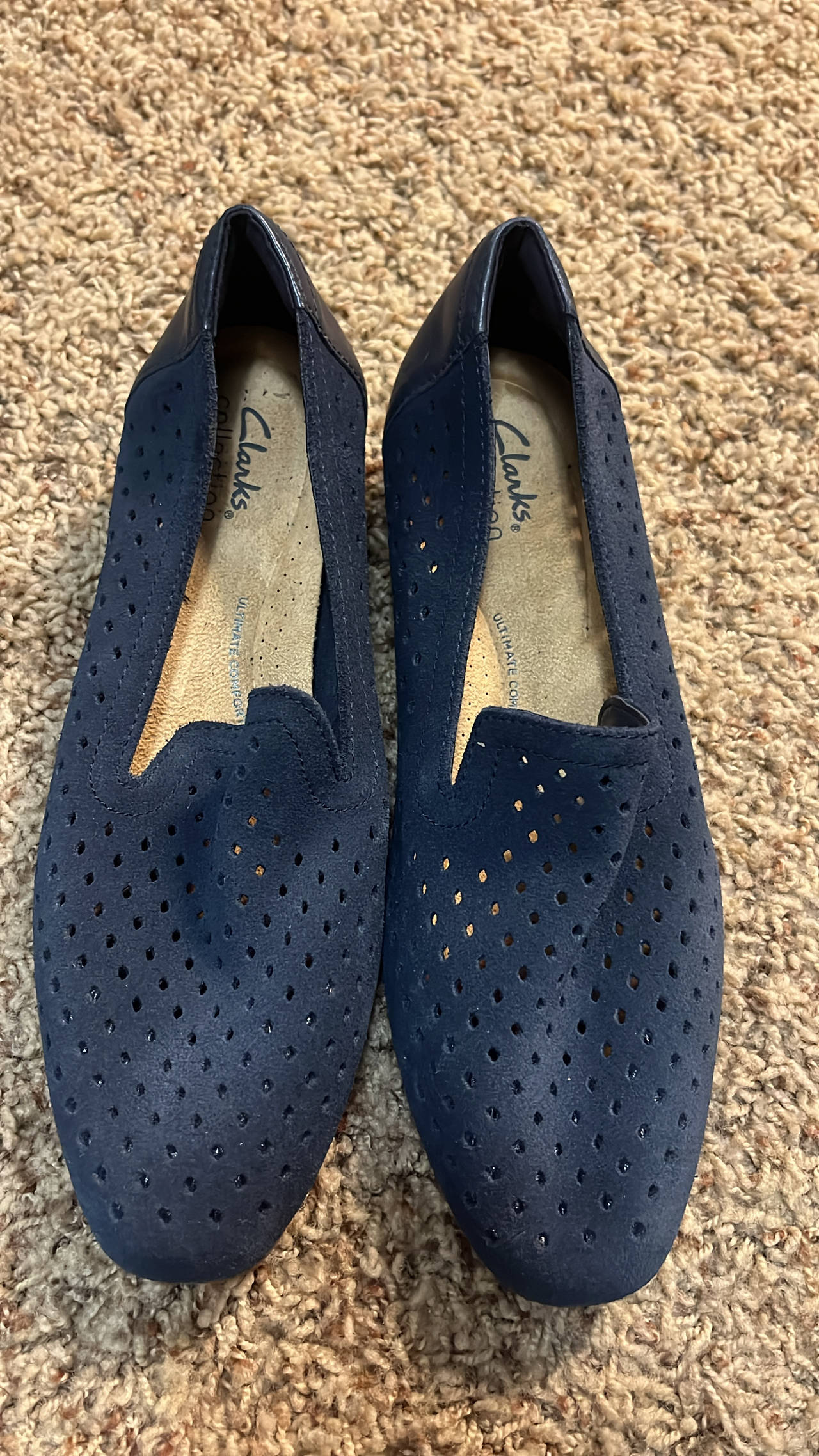 Clarks Collection Perforated Suede Loafers new navy size 7