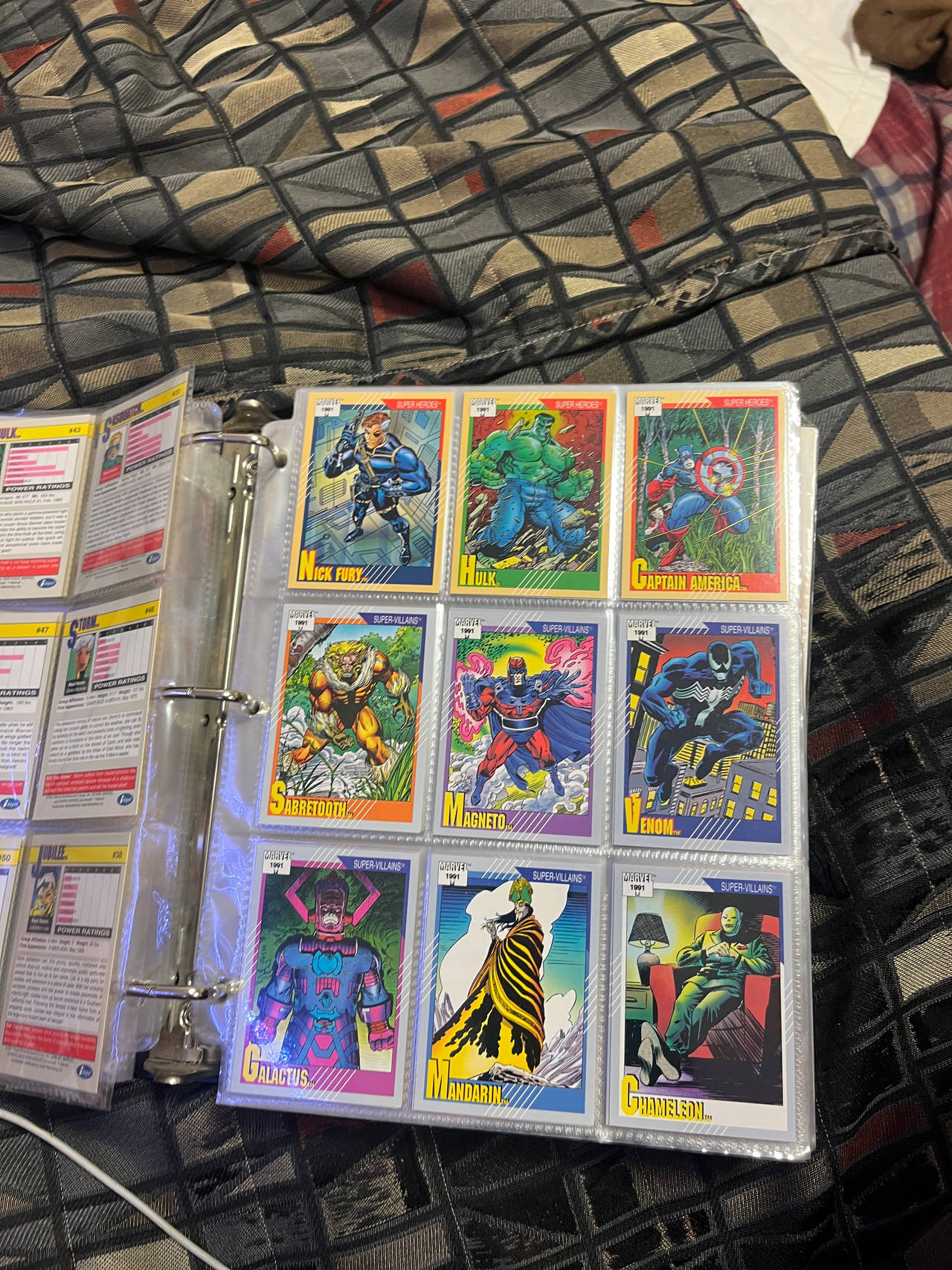 Marvel Universe Series 1 Trading Cards