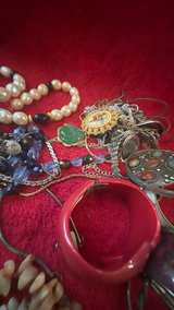 Assorted Costume Jewelry Lot - Image 8
