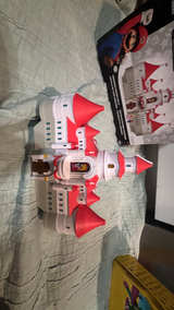 Super Mario Deluxe Mushroom Kingdom Castle Playset - Image 3