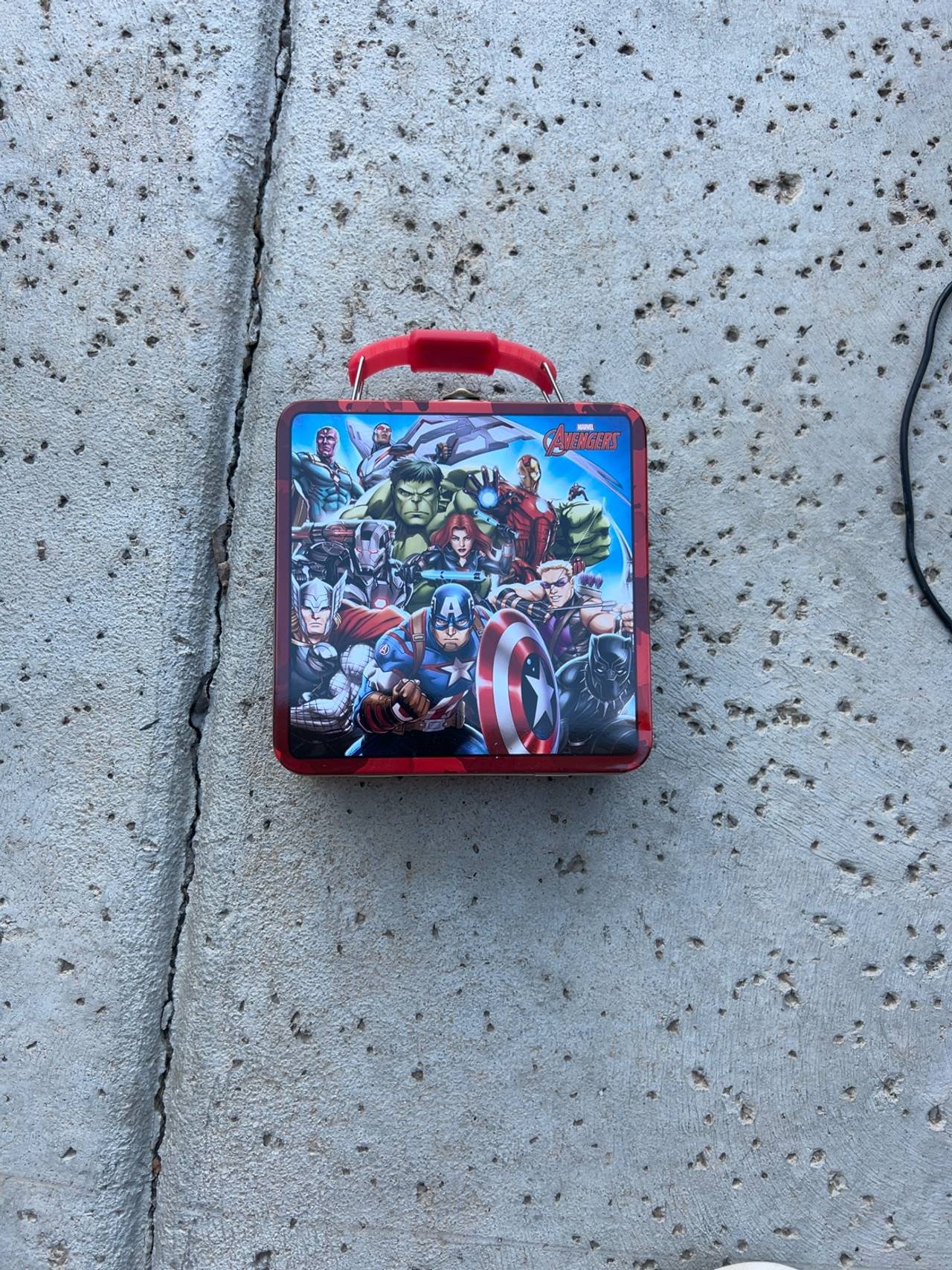 Marvel Avengers Tin Lunch Box