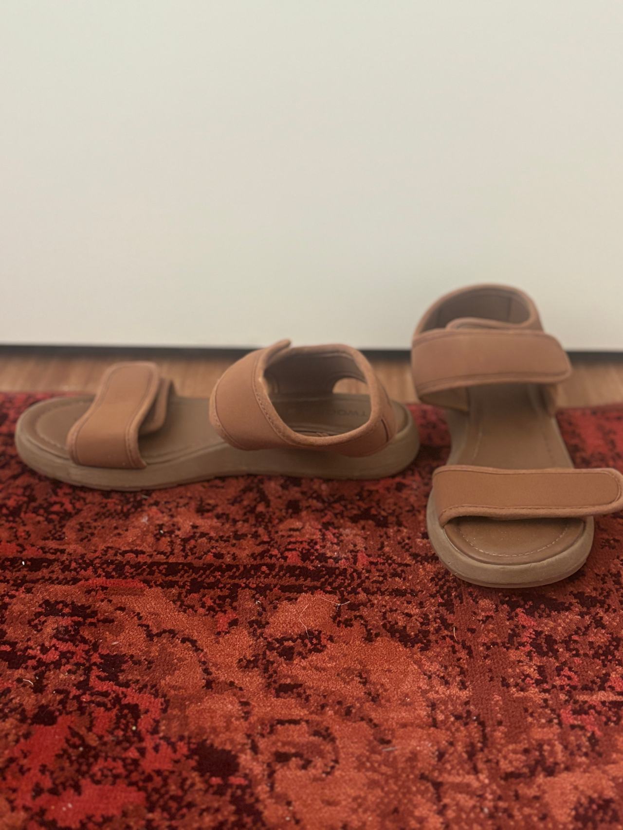 Twoobs Tan Velcro Sandals