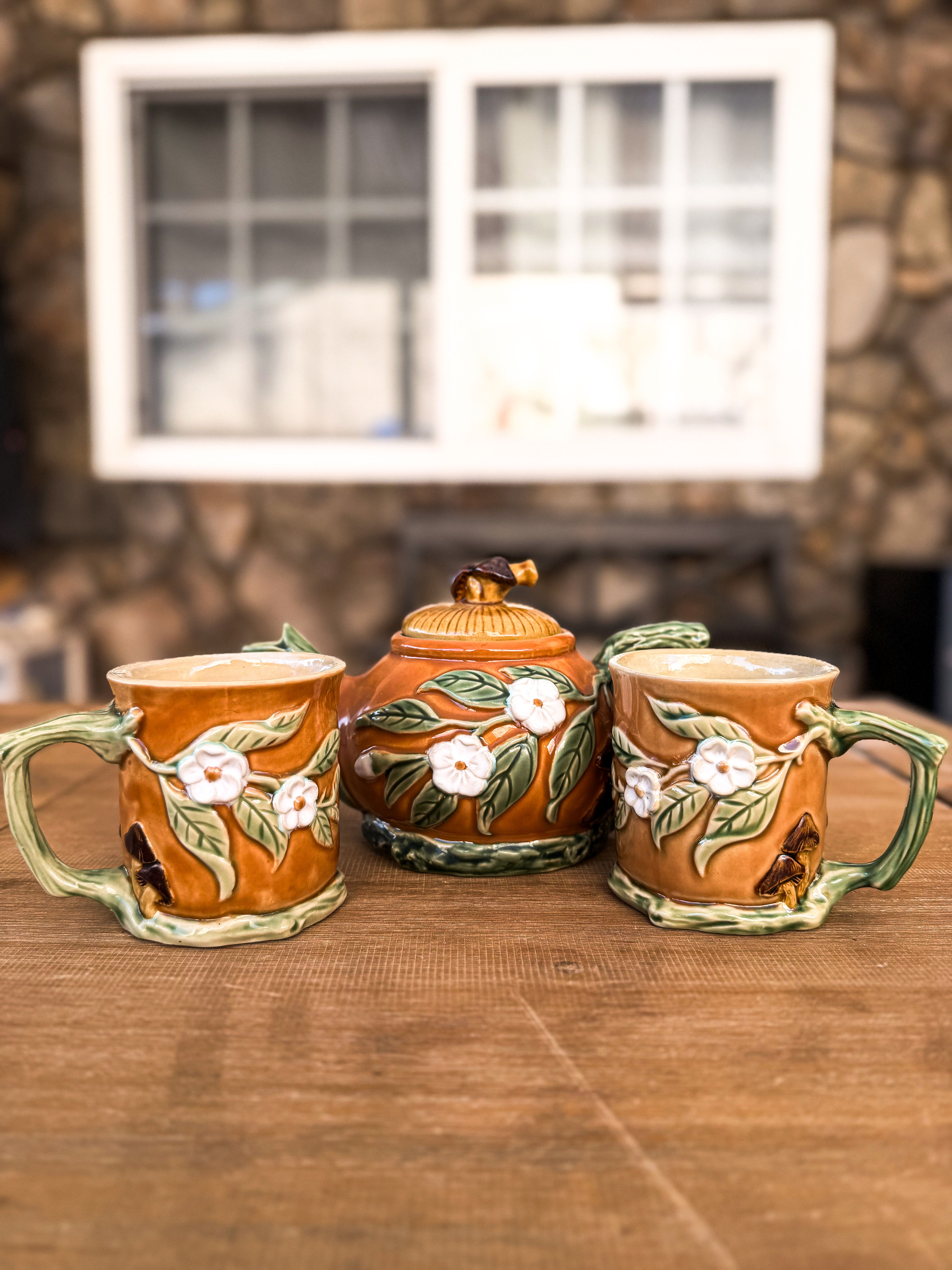 Vintage Ceramic Fruit Teapot Set Teapot + 2 Mugs - Image 4