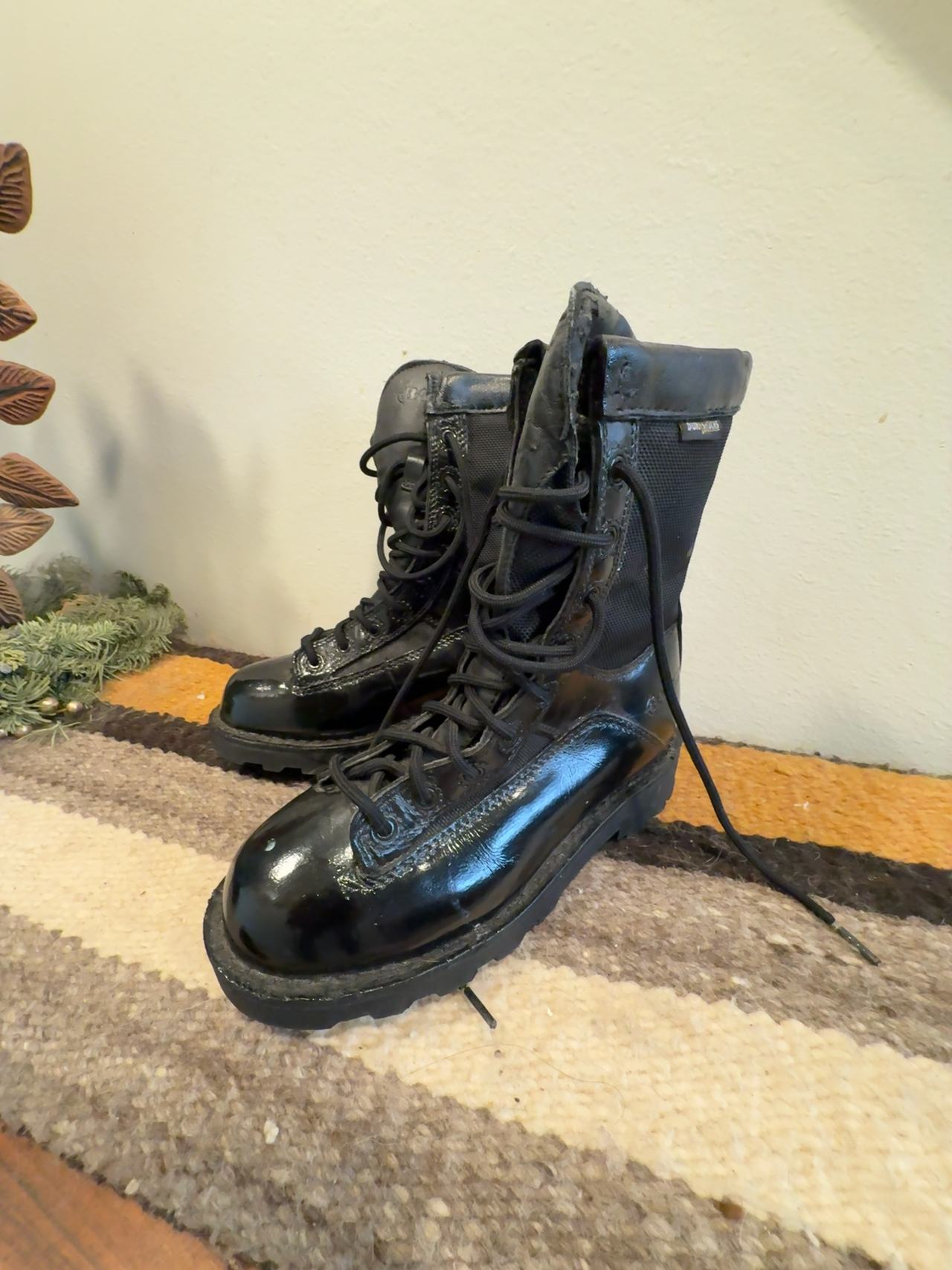 Bates Men's 8" DuraShocks Lace-to-Toe Side Zip Boot Black