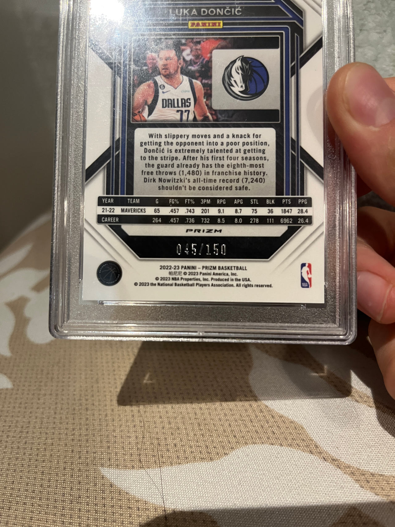 Luka Dončić 2022-23 Panini Prizm Basketball Card