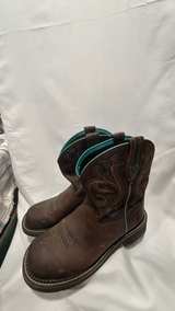 Ariat Women's Fatbaby Heritage Western Boot size 8.5 - Image 4