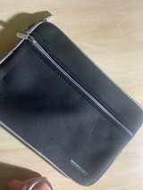 Merkury Innovations Neoprene Tablet Sleeve - Image 2