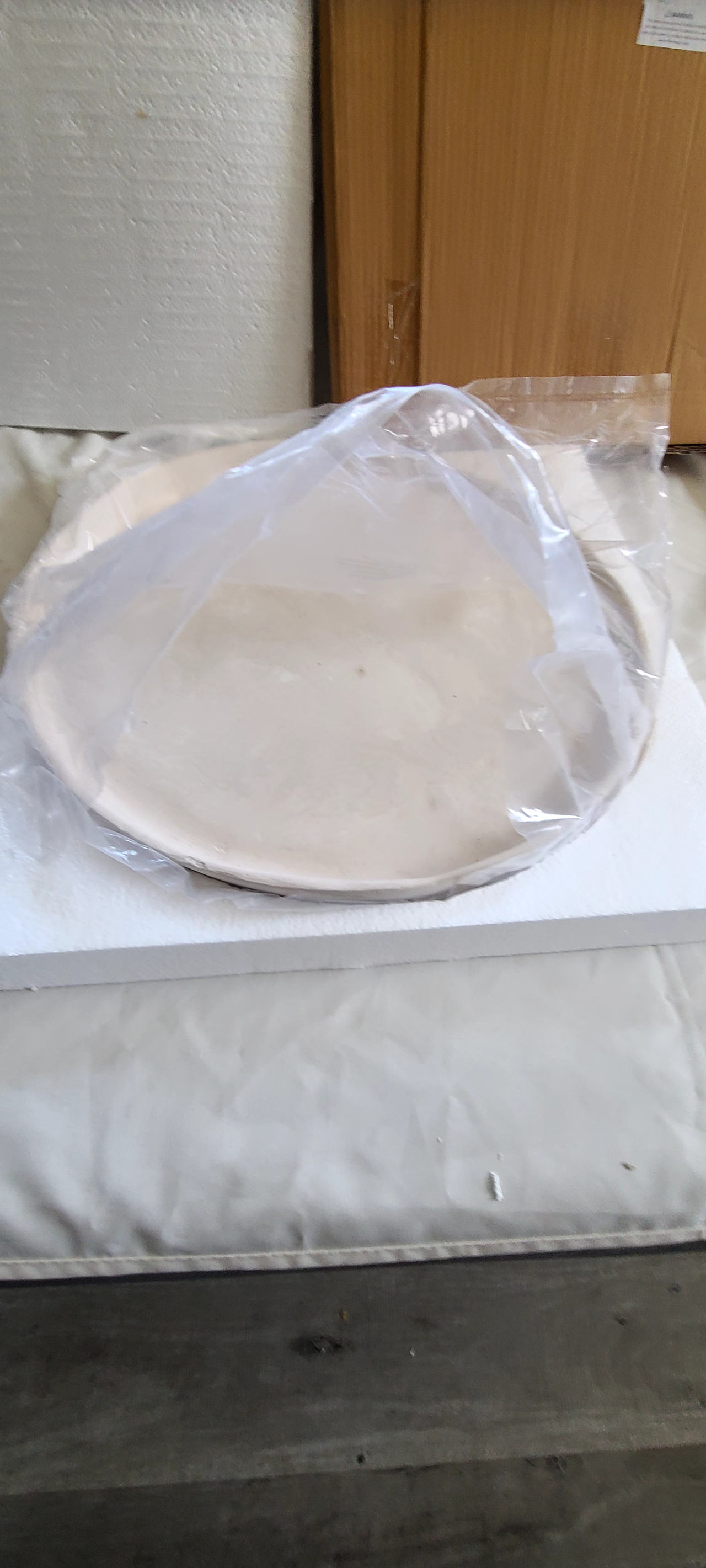 Brand new Santa Barbara Design Studio Paper Mache Tray - White (P2156)