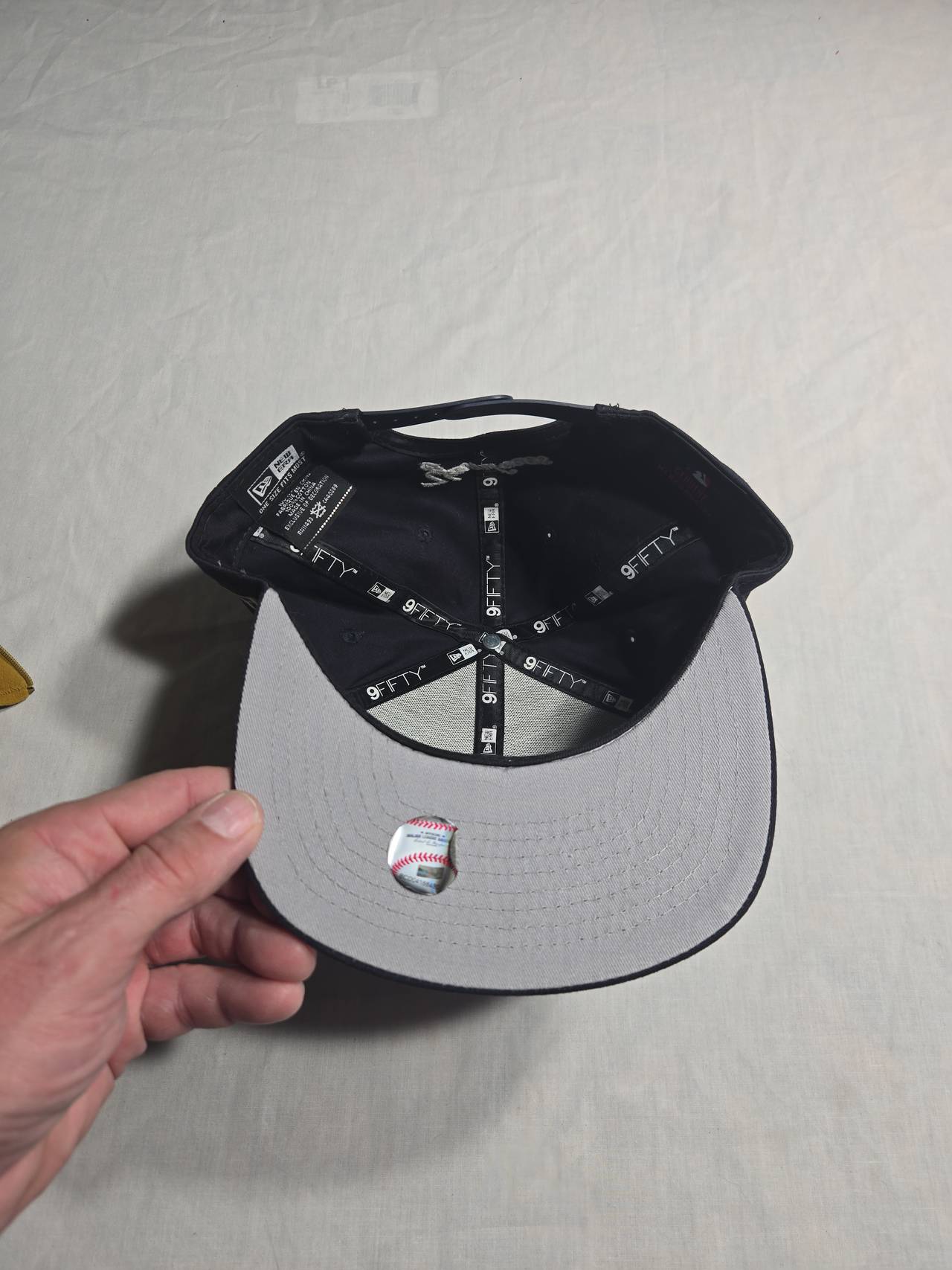 New Era 9FIFTY New York Yankees High Crown Snapback Hat