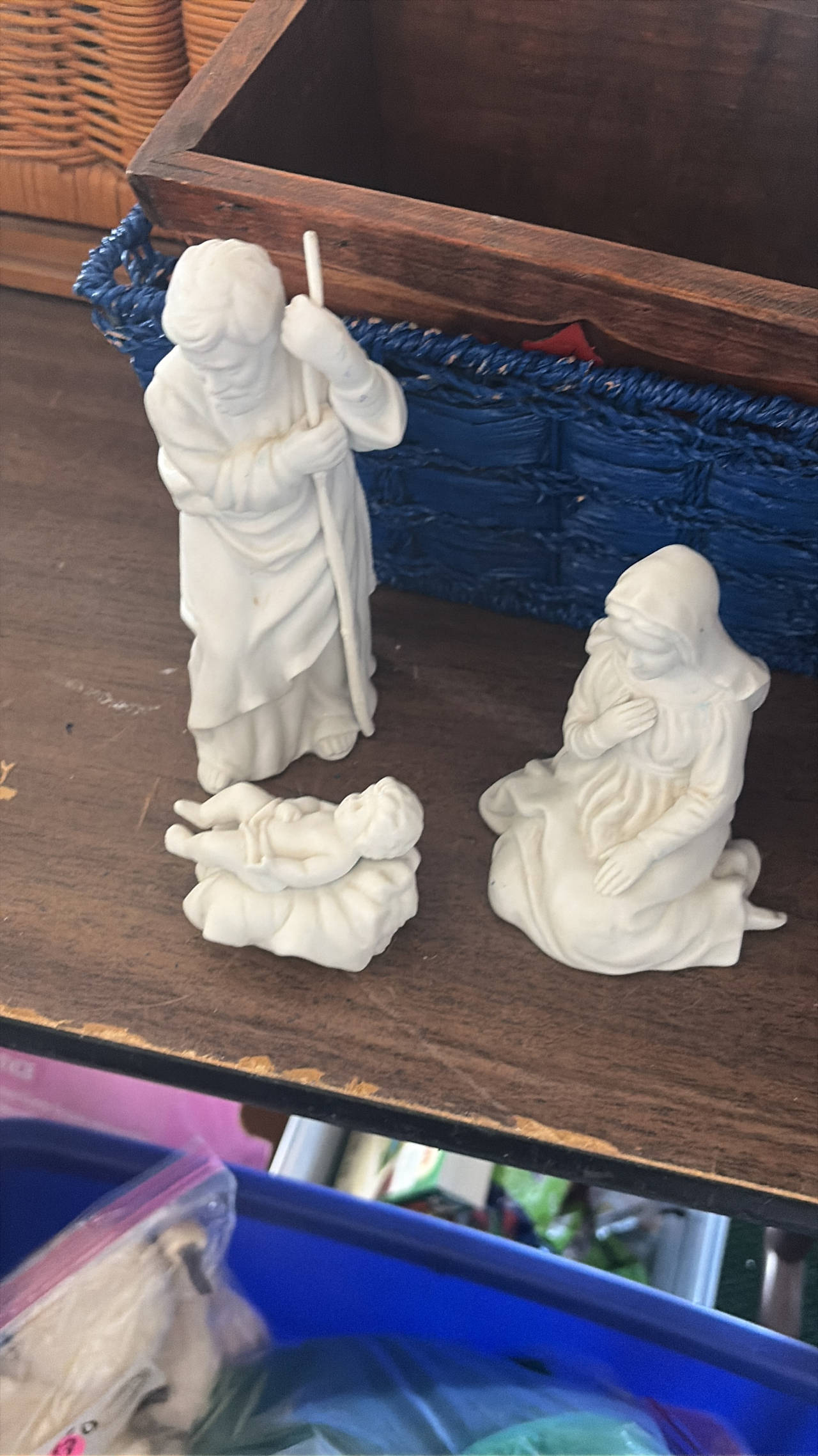 3-Piece White Ceramic Nativity Set