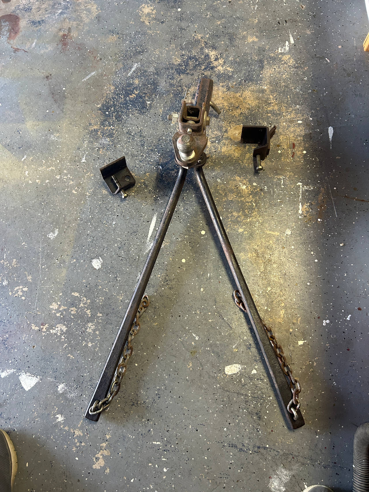Weight Distribution Hitch
