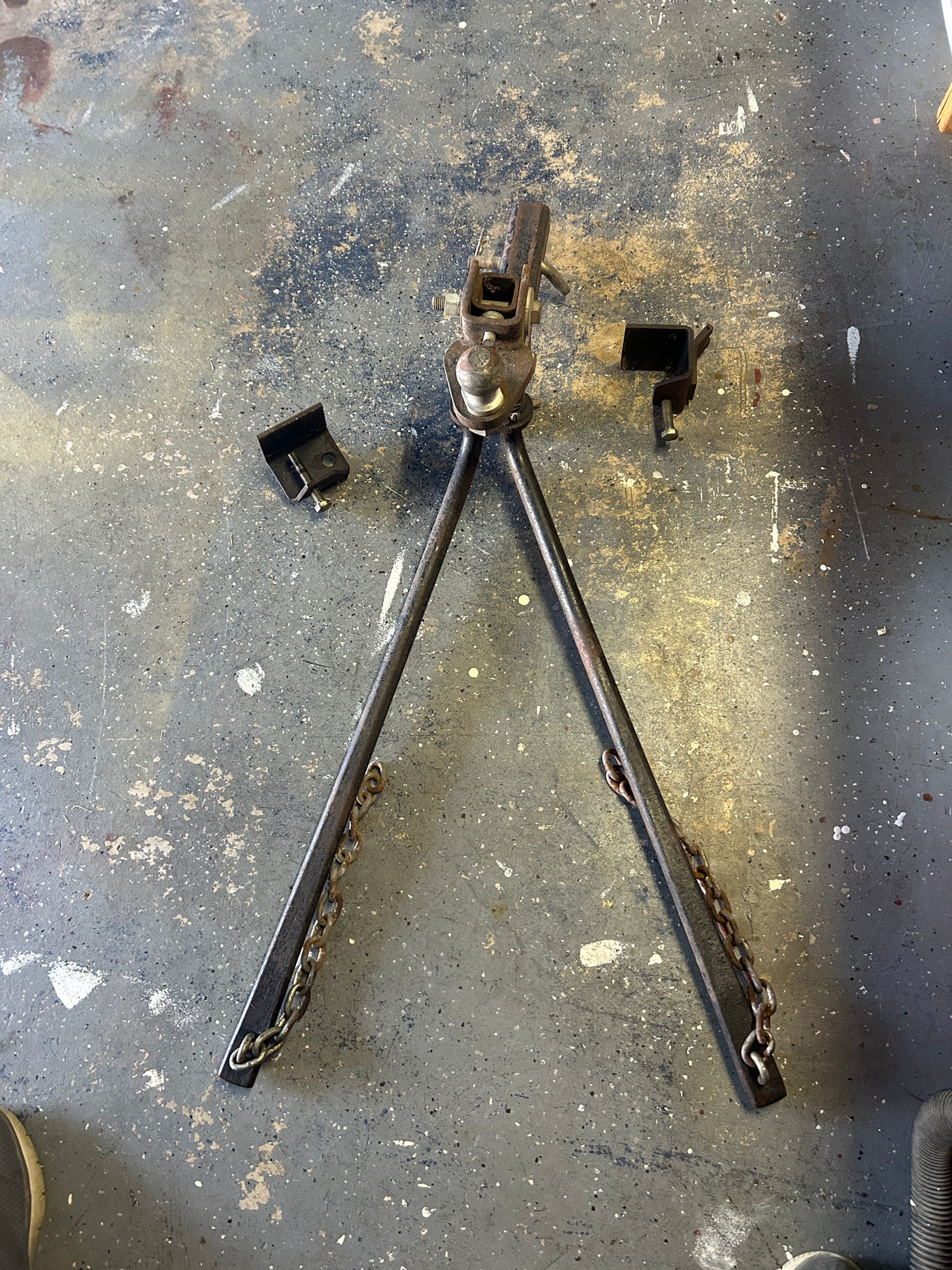 Weight Distribution Hitch