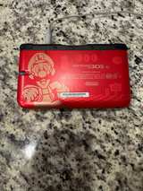 Nintendo 3DS XL Mario Brothers Special Edition - Image 4