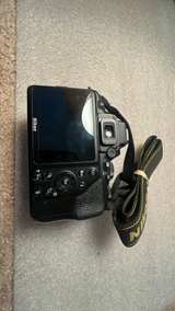 Nikon D3500 DSLR Camera Body no battery no charger - Image 6