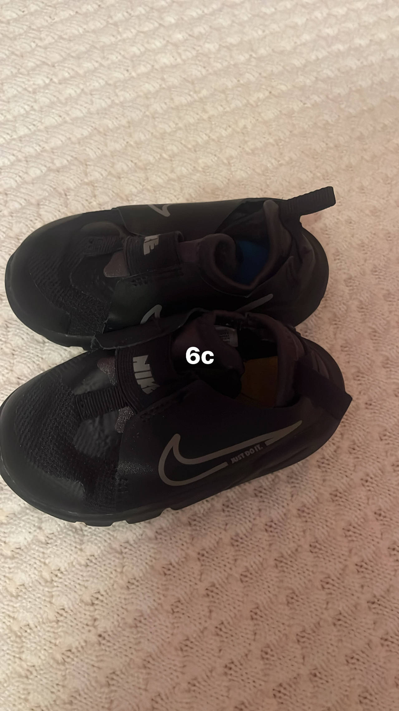 Nike Omni Multi-Court Toddler Shoes 6c never worn